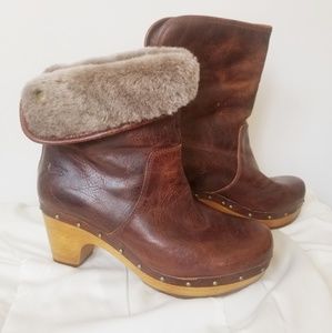 Size 7 Never worn UGG Lynnea Boots 1001793